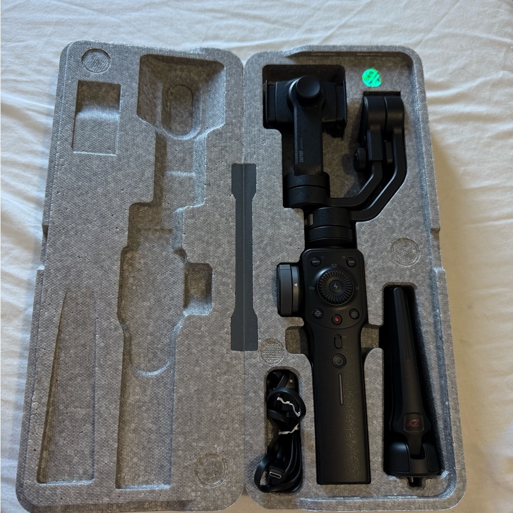 Black Gimbal Stabilizer for Cameras